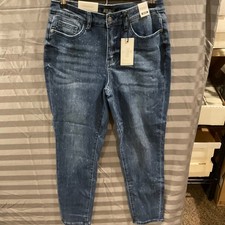 Judy Blue Relax Fit Jeans Dark Wash Blue Size 7/28 Mid Rise. NWT
