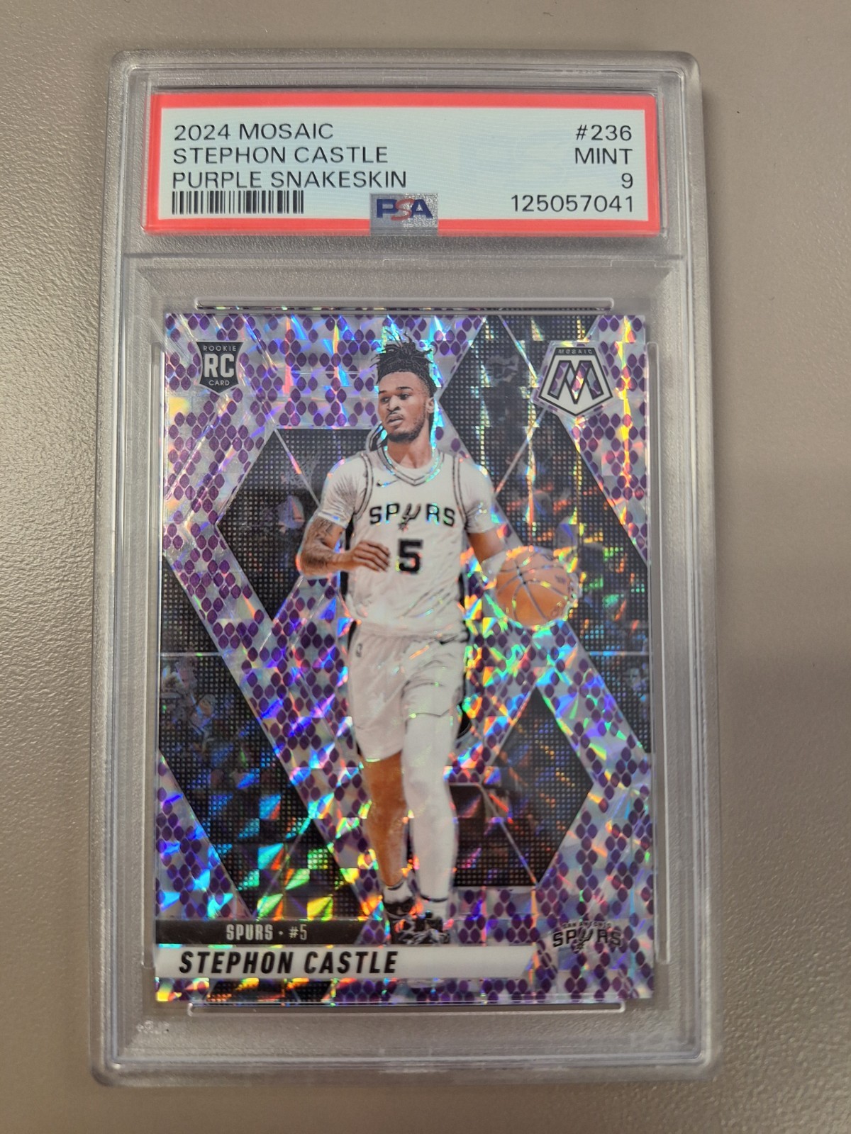 2024-25 Panini Mosaic Stephon Castle /24 RC Purple Snakeskin PSA 9 Rookie Spurs