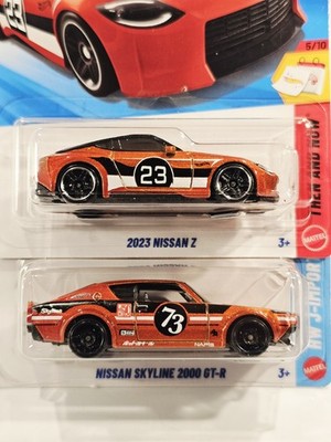 ミニカー1/43 日産 skyline 2000 GT-Rとポルシェ2点セット Amazon.com: Auto Art Models Nisssan Skyline 2000GT-R (KPGC110) RHD