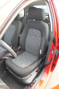 Skoda Fabia 6Y Sitz vorne links Fahrersitz Sitze vorn