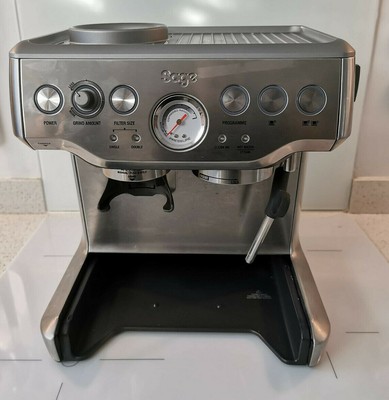 SAGE Barista Express Coffee Machine 