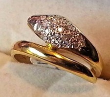 18KT YELLOW GOLD SNAKE RING WITH 19 BRILLIANT DIAMONDS
