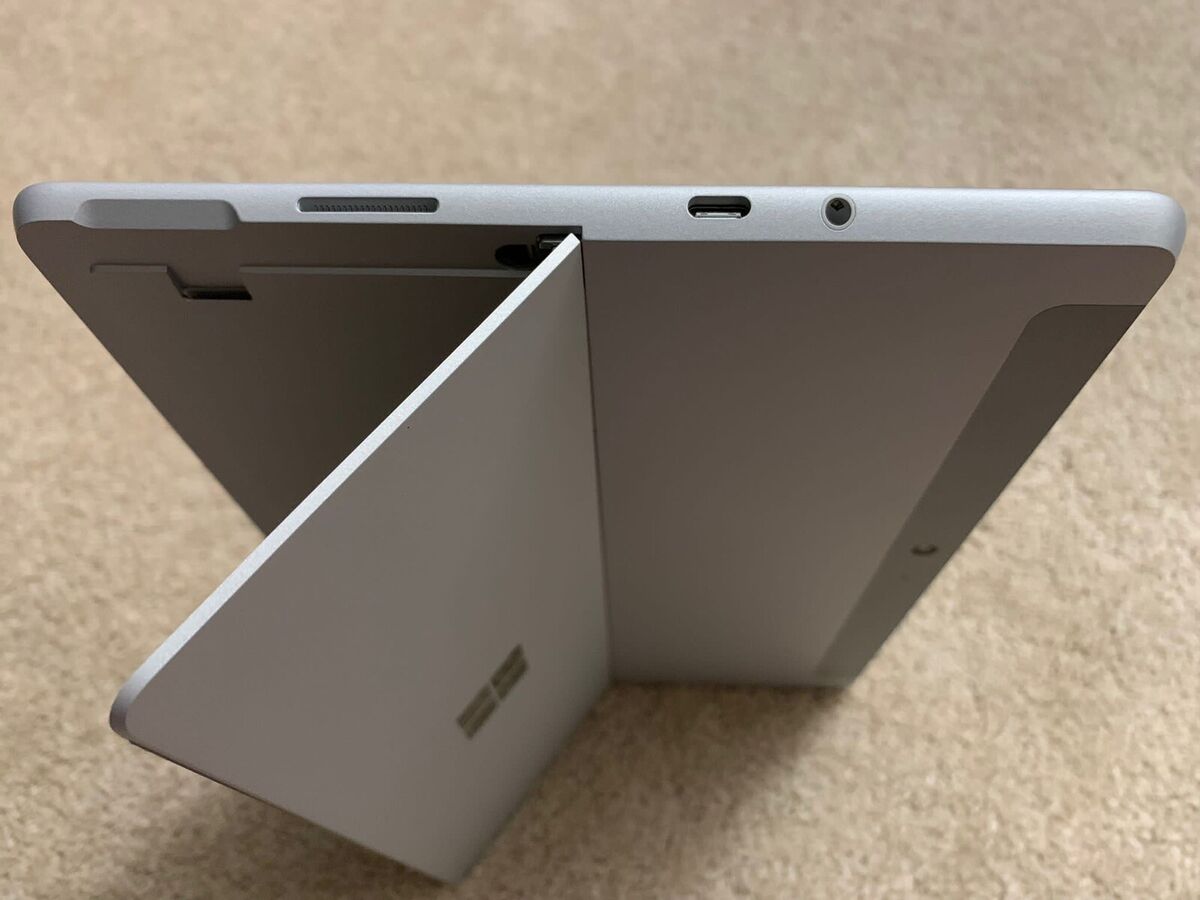 Microsoft Surface Go 1824, 8 GB Go Ram, 128GB W/ Backlit Keyboard ...