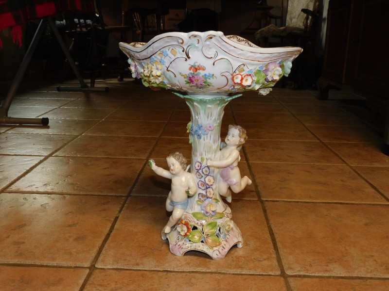 ANTIQUE CARL THIEME DRESDEN14" RETICULATED COMPOTE CENTERPIECE
