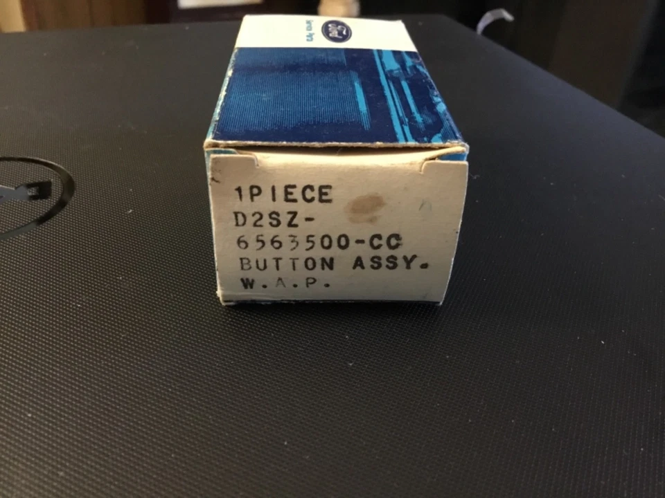 Ford Thunderbird 1972 botón cojín asiento interior nuevo de lote Foto 3 de 3