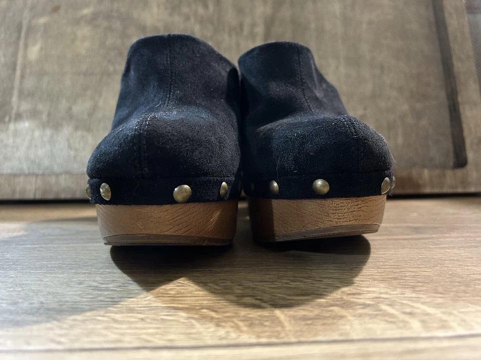 Mossimo Supply Co Women's Shoes Size 8 Black Faux Suede Slip On High Heel Clogs  - Image 3 of 4