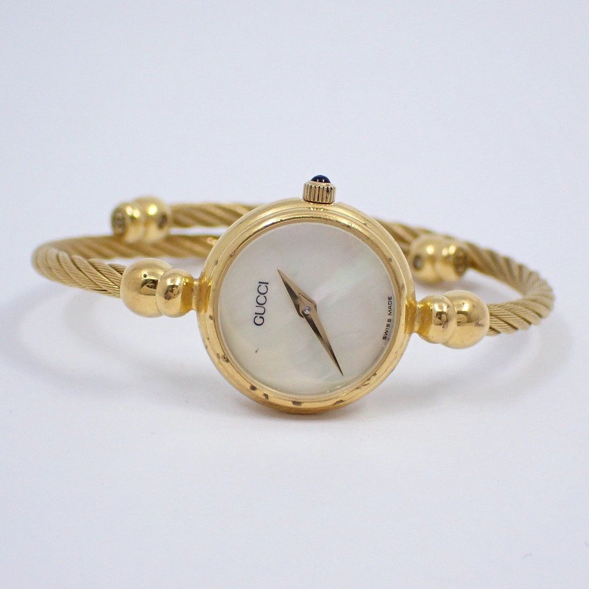 Orologio da polso donna Gucci 2700.2.L quadrante conchiglia quarzo oro dal Giappone
