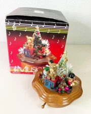 Vintage Schmid "Jingle Bells" Christmas Wood Music Box 1986 Teddy Toys EUC