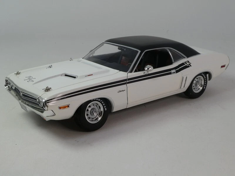 Greenlight Dodge Challenger R/T 1971 1/18 13668 - Immagine 2 di 3