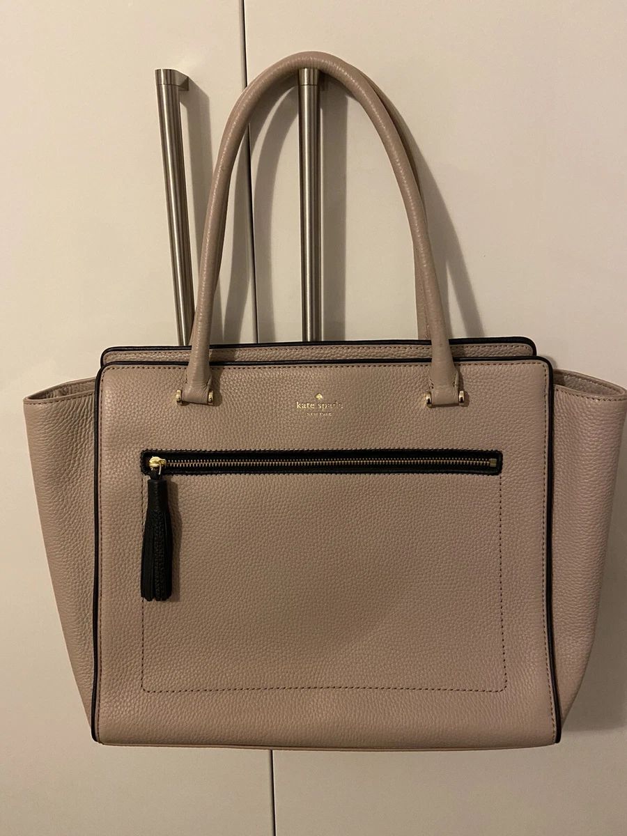 Allyn tote sales