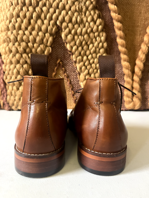 Steve Madden Men display picture 1