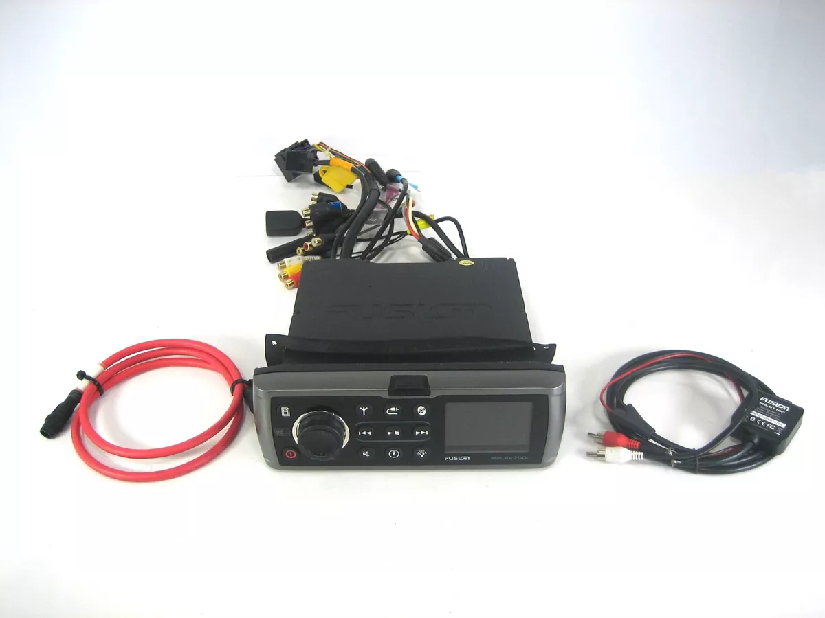 Fusion/MS-AV700i Marine Stereo-CD/FM/AM/Aux-W/BT100 Bluetooth Receiver-Tested!