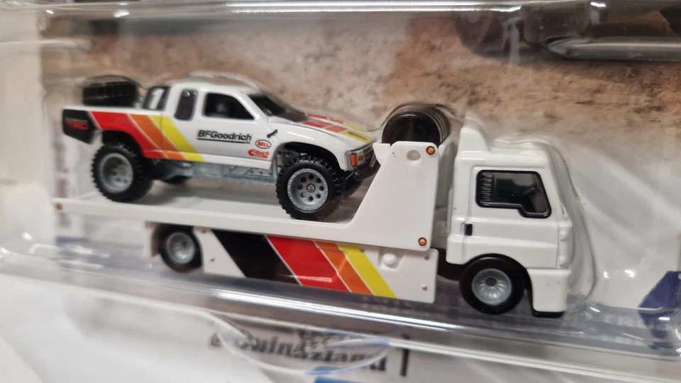 Hot Wheels Team Transport Toyota Off-Road Truck / Fleet Street #71 - Photo 3/3