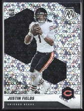 2021 Panini Mosaic Justin Fields No Huddle Disco Prizm Rookie RC #304 Bears