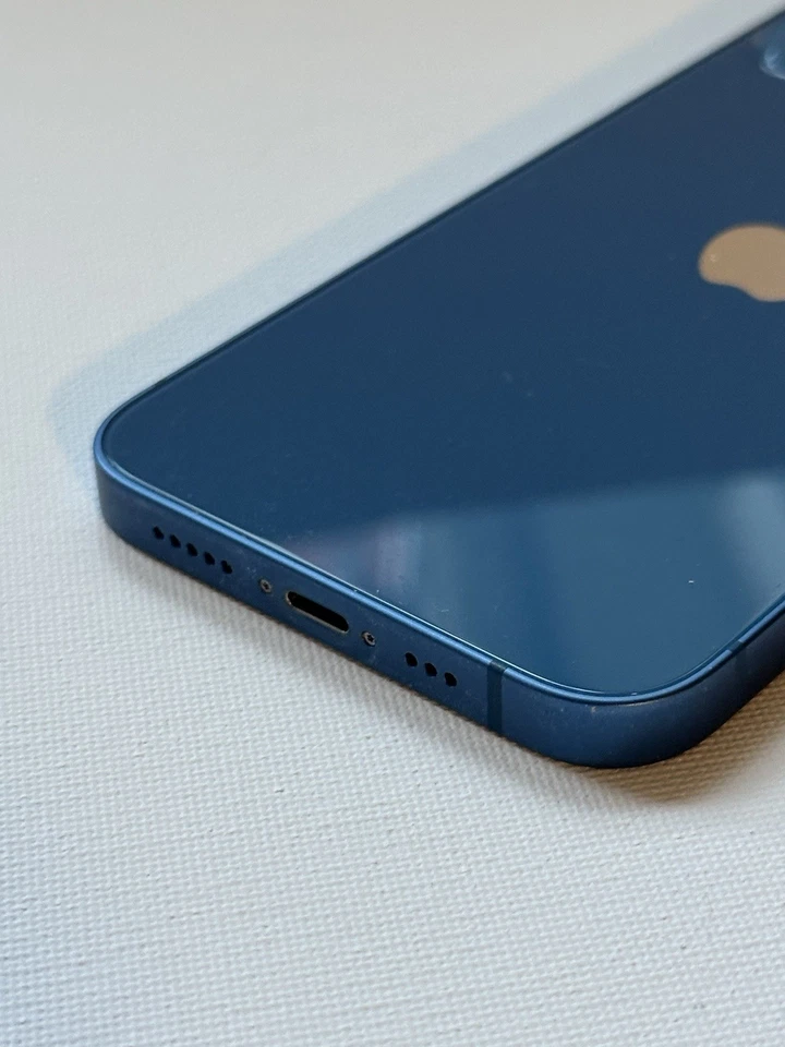 Apple iPhone 13 128GB Unlocked - Excellent Condition - Blue - Physical Sim - Image 3 of 4