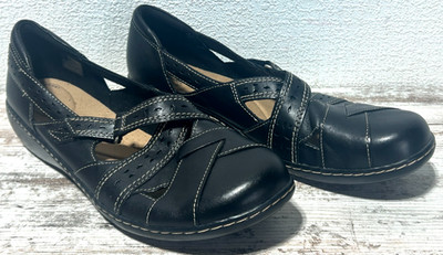 CLARKS Ashland Spin Q Slip on Loafer Womens 12 M - Black Leather