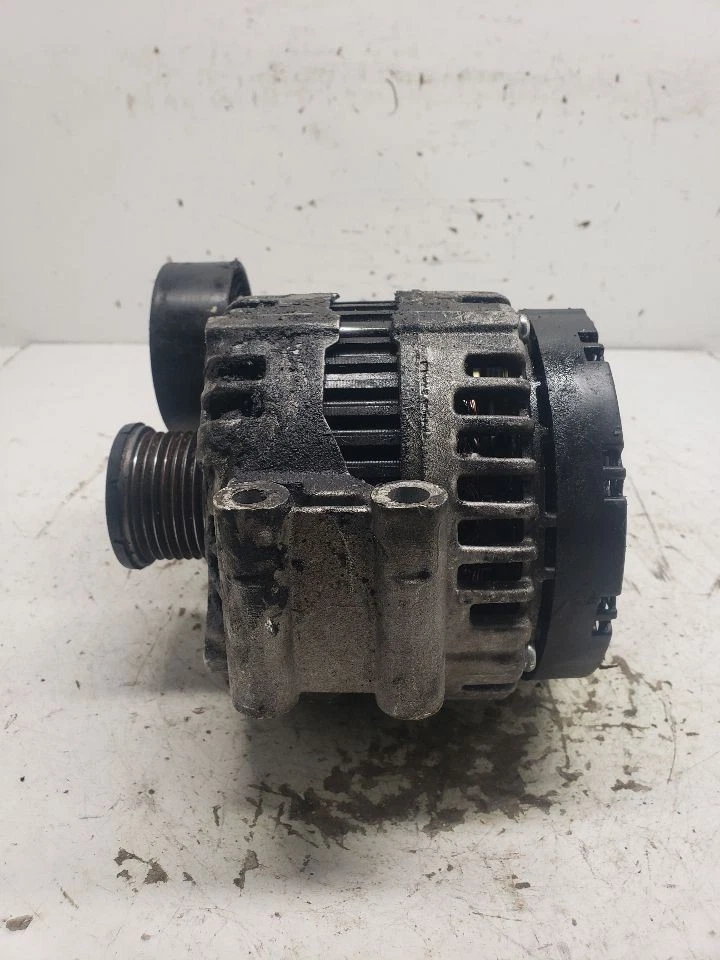 Alternator 6 气缸 180 安培 适合 07-13 宝马 328i 1438706 — 第 2/4 张图片