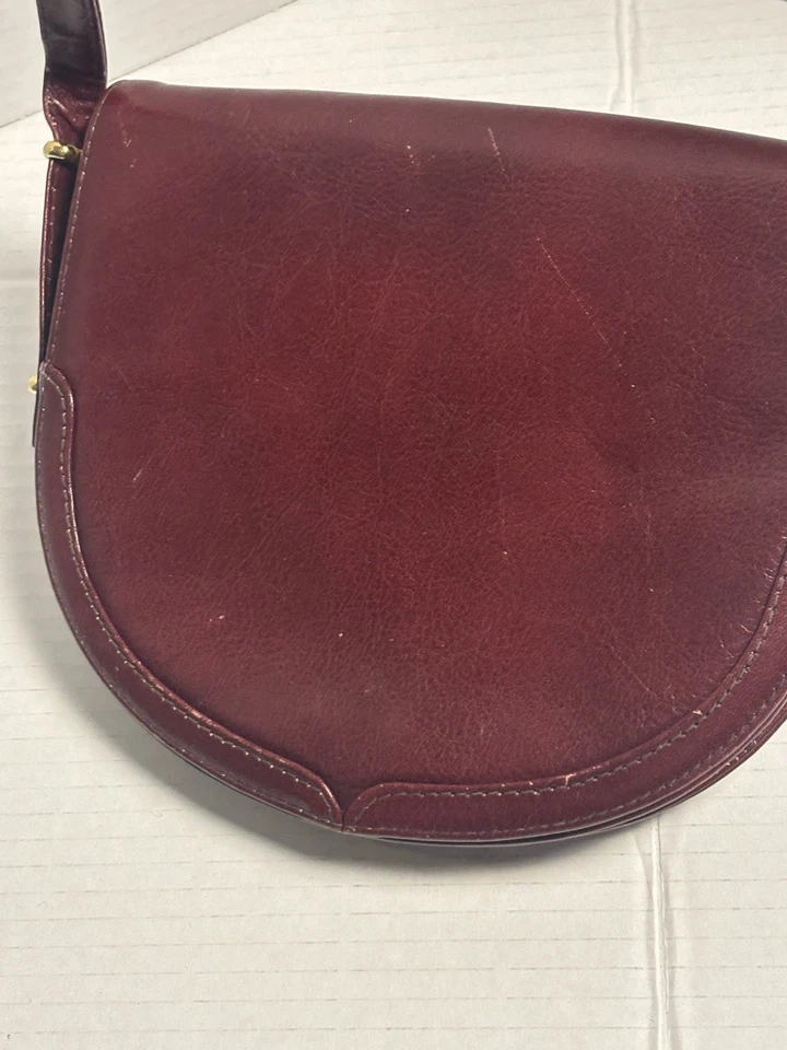 Vintage Burgundy Bordeaux Leather Saddle Crossbody Bag Purse Half Moon Gold - Image 3 of 4