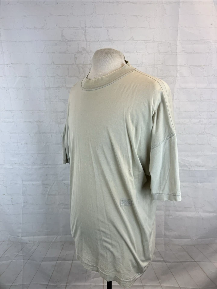 Camiseta Versace Hombre Gris Beige Algodón Manga Corta TALLA XXL $595 Foto 3 de 4