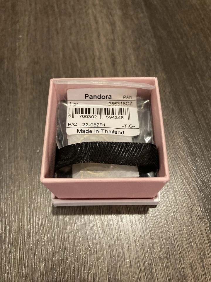 Pendientes de aro Pandora 10K/14K oro macizo brillante pulido - tamaño pequeño Foto 4 de 4