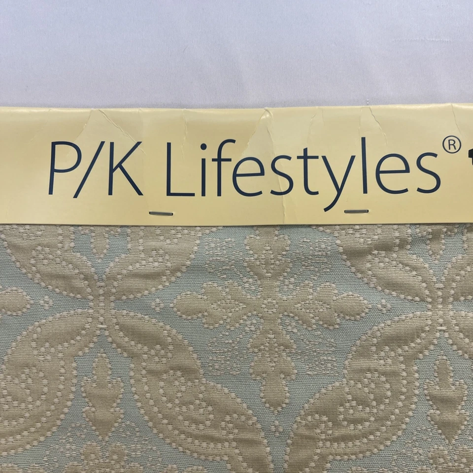 P/K Lifestyles Upholstery Samples 1 Large 26” x 26”. 6 Small 8.5” x 6” Mixed Col - Image 4 of 4