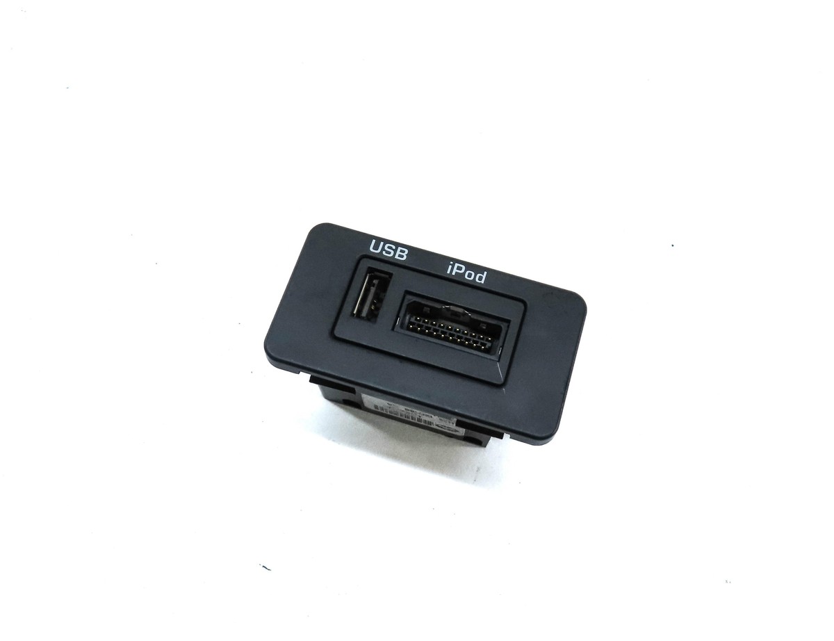 2011 LAND RANGE ROVER SPORT (L320) AUXILIARY AUX USB IPOD JACK
