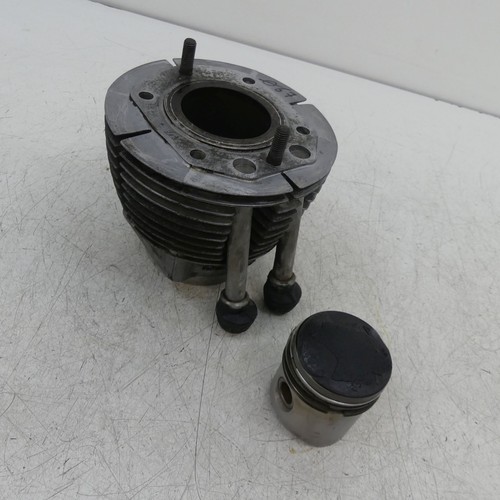 BMW R 60/5 /6 /7 Zylinder & Kolben Motor Zylinderkopf B1135