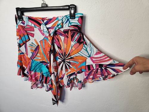 Desigual Women's Tropical Print Ruffle Shorts NWT size M - Picture 6 of 12