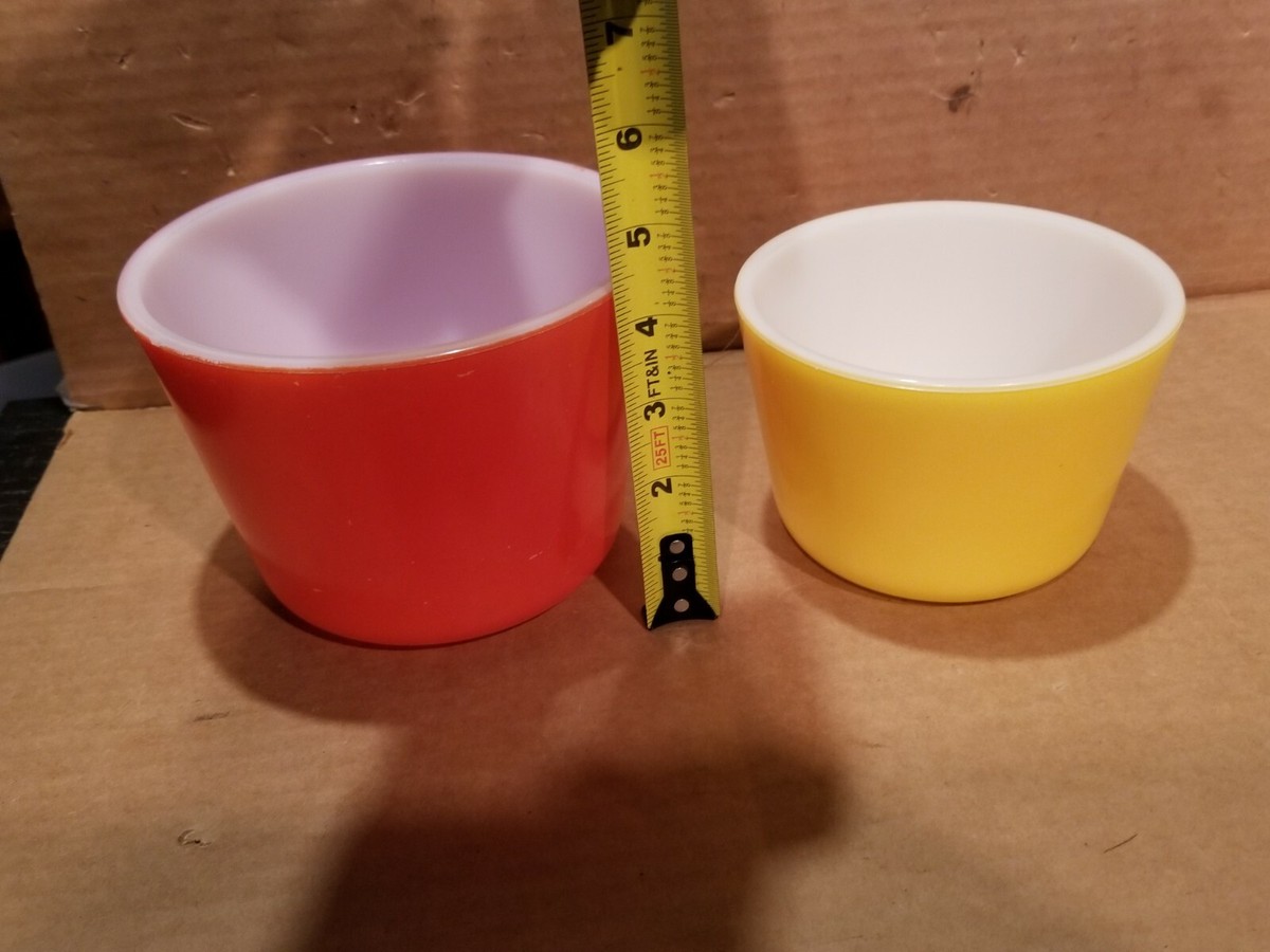 2-Piece Vintage McKee McK Red & Yellow Nesting Mixing Batter Bowl