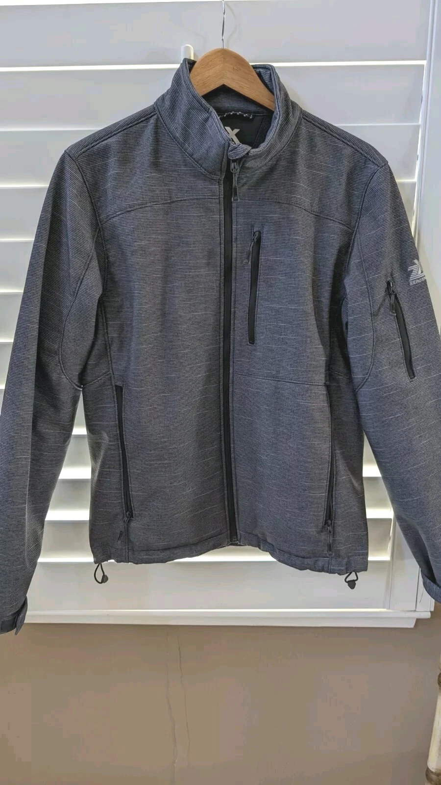 ZeroXposur Mens Small Soft Shell Gray Jacket