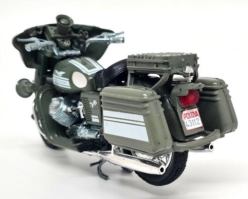 Polistil 1/15 Moto Guzzi V7 Polizia MS.108 Modellino Moto d'epoca pressofuso - Foto 9 di 12