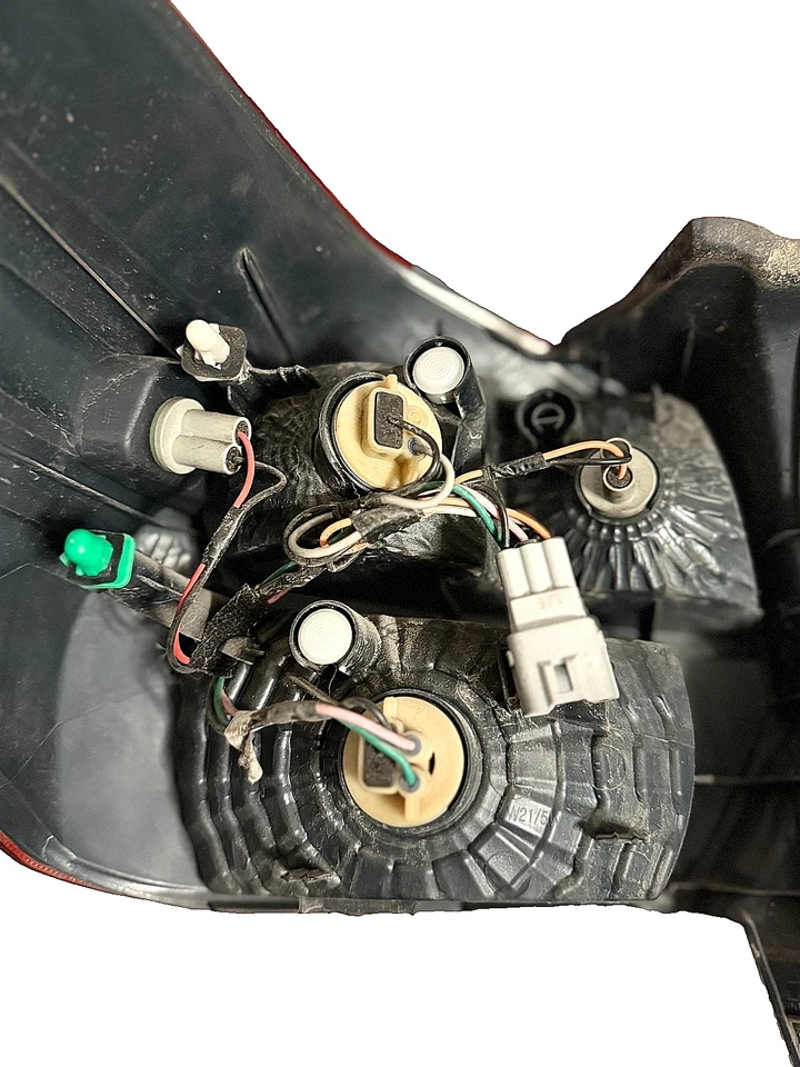 2012 2013 2014 2015 2016 SUBARU IMPREZA WAGON lámpara derecha OEM luz trasera lateral Foto 3 de 4