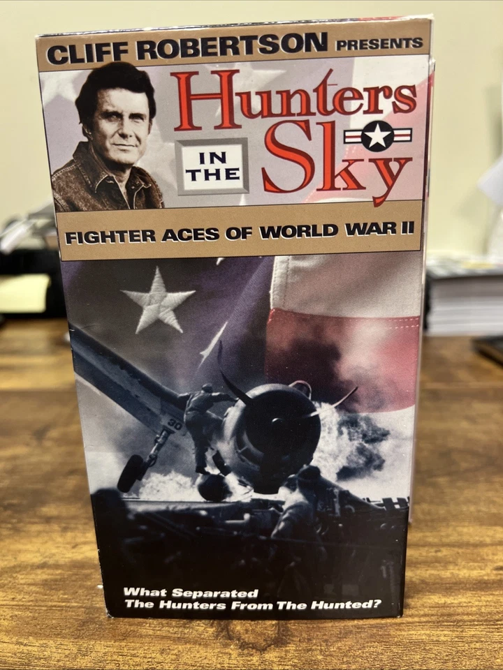 ЛОТ из 4 видеокассет Cliff Robertson Hunters In The Sky WW2 Warbirds тузы истребители самолеты - Изображение 4 из 4