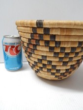 PRISTINE VINTAGE HOPI INDIAN COILED BASKET BOWL - LARGE SIZED SHOWPIECE