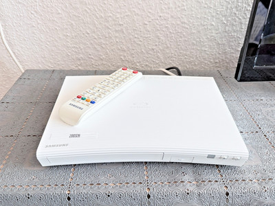 3D Blu-Ray Samsung BD J5500E Bluray DVD Player HDMI USB LAN Weiss Weiß