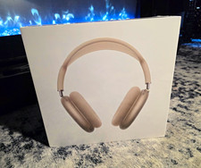 Apple AirPods Max Wireless Bluetooth Over-Ear Headphones Built-In Mic Beige