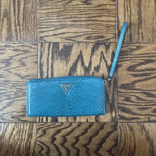 Guess Wristlet Snakeskin New