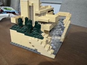 LEGO Architecture Fallingwater 21005 - Pre-Built No Box No Manual - Complete Set