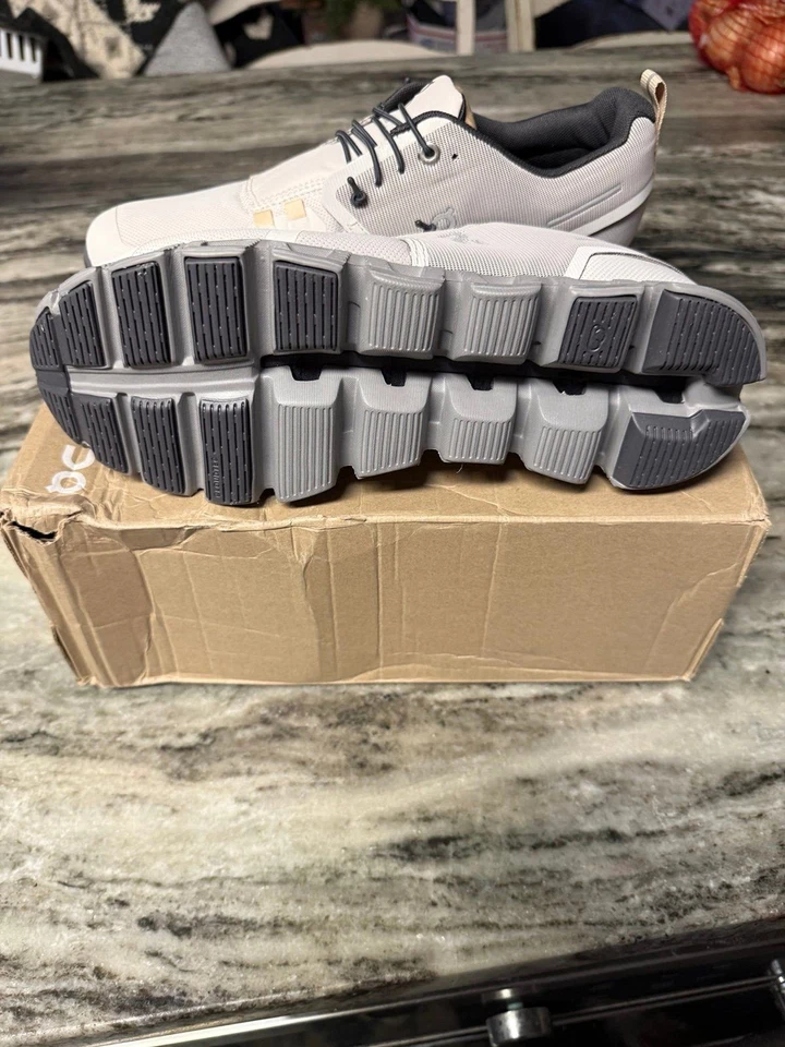 On Cloud Cloud 5 Impermeable Talla 10 NUEVO Foto 4 de 4