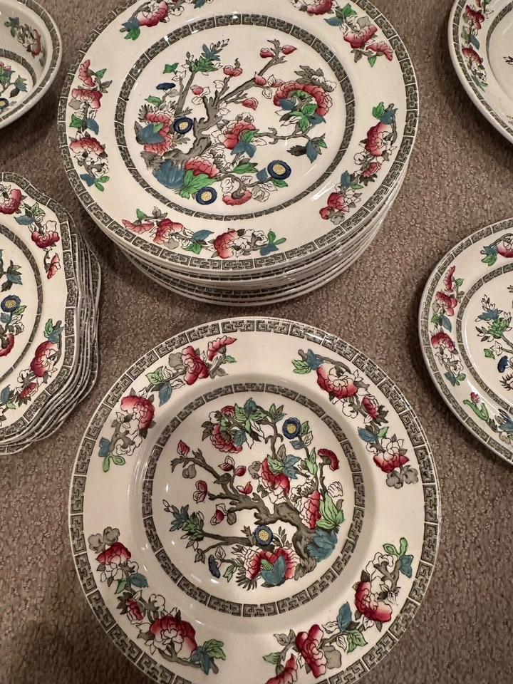 Juegos de vajilla vajilla vintage de porcelana Foto 3 de 4