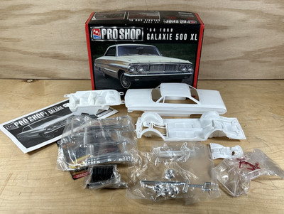 VTG AMT ERTL Pro Shop 1964 Ford Galaxie 500 XL 1/25 Scale Model