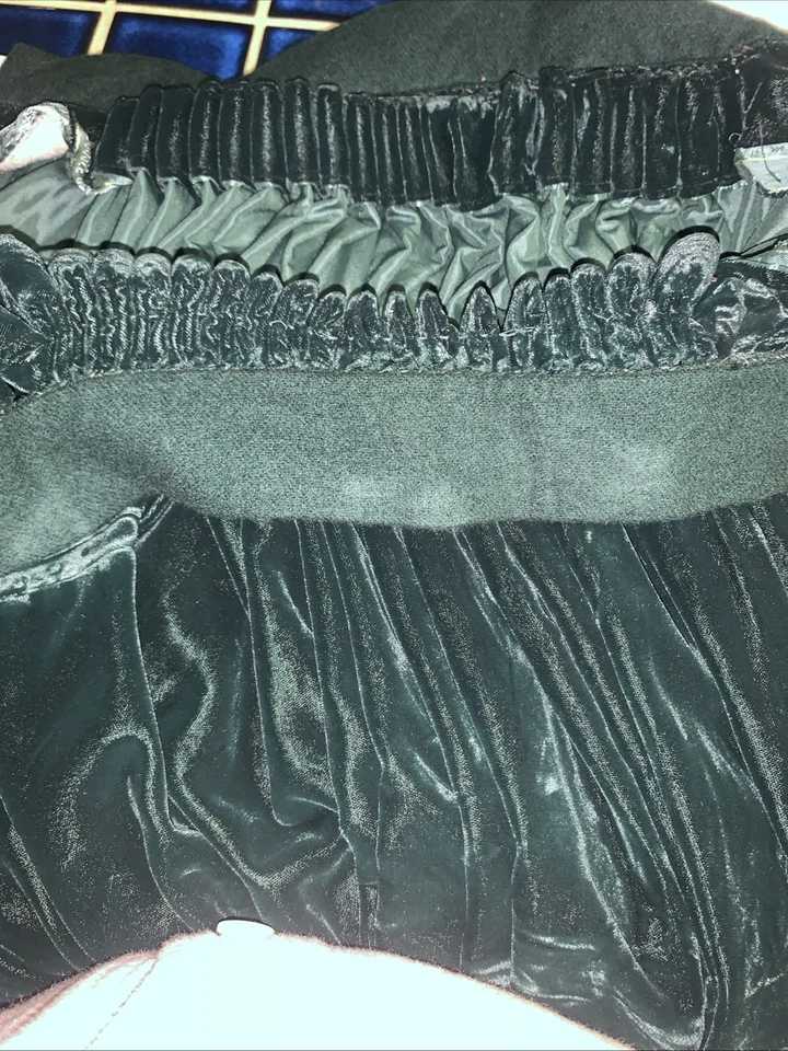 Vin Renaissance Green Velvet Skirt, Waist 30”, Upper Class, Length 42” Hand Made - Image 4 of 4