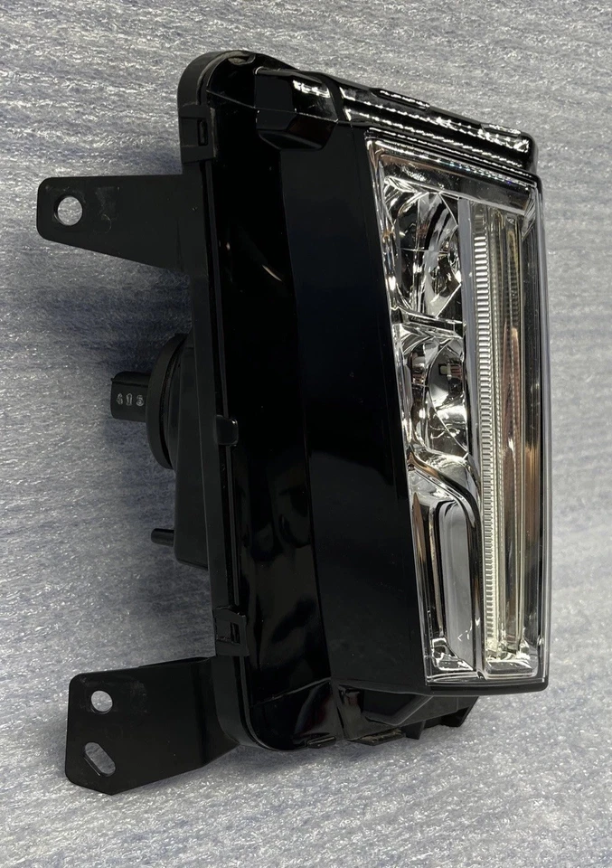 Luz antiniebla LED derecha Cadillac XT5 DRL 2017-2020 ✅ OEM Foto 3 de 4