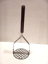 VINTAGE Robinson Knife Co. Stainless Steel Potato Masher Wood Handle Gadget