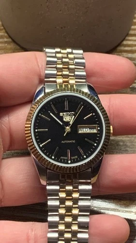 Vintage Seiko 5 Black Dial Presidential Day/Date Men's Watch  6309 Automatic