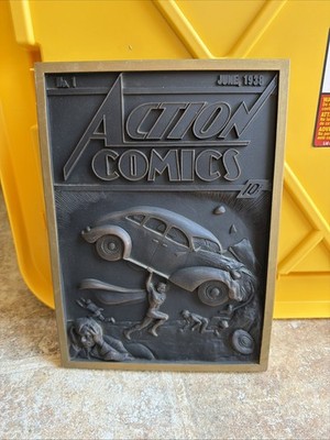 Superman Action Comics #1 Ltd. Edition 13 1/4'' Wall-Relief #472/800 DC Comics