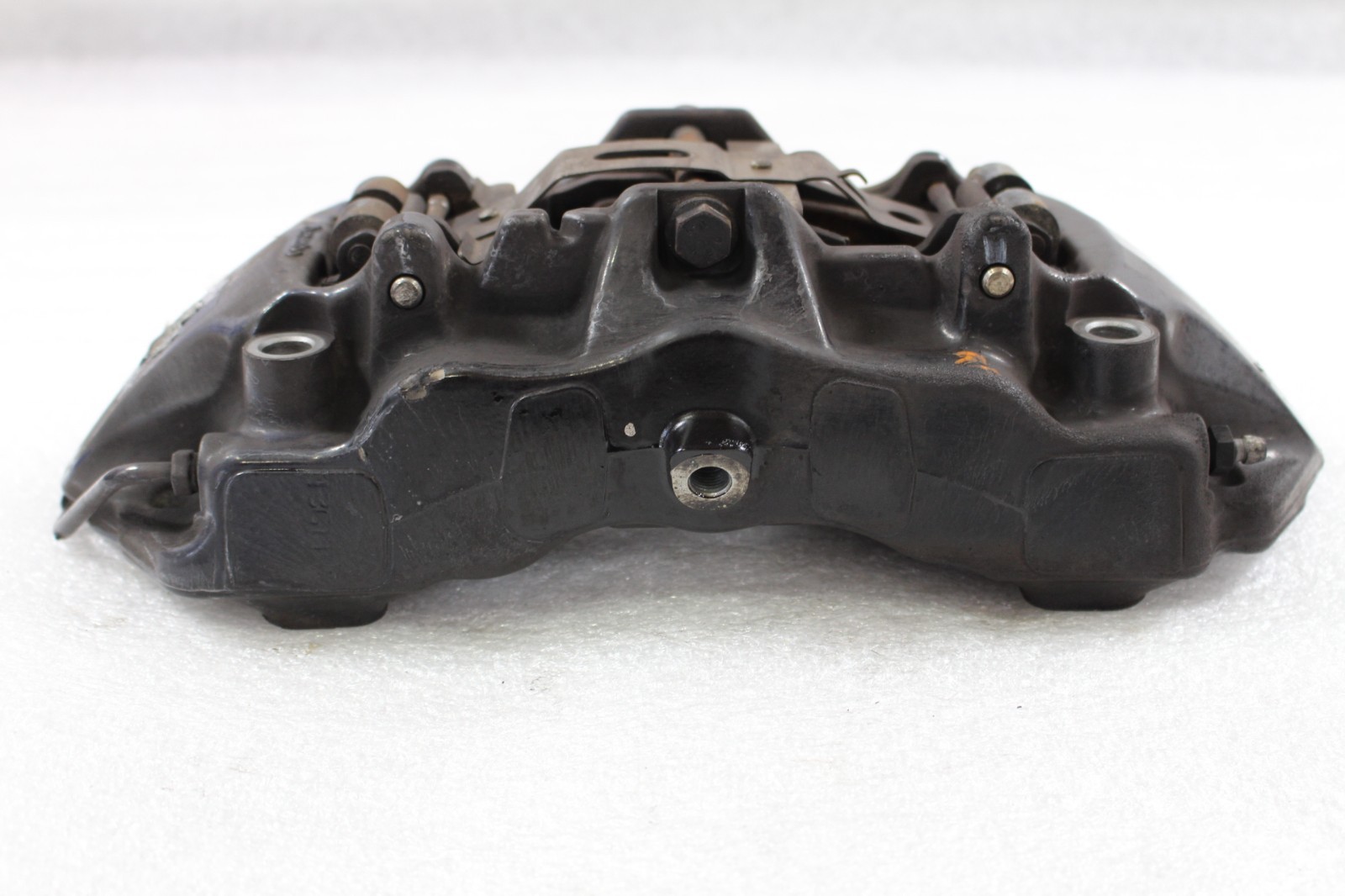Maserati Quattroporte FRONT+RIGHT Brake caliper P/N 670030946
