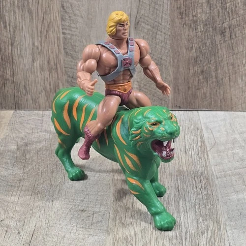 Masters Of The Universe He-Man and Battle Cat 1980s MOTU Vintage Figure
