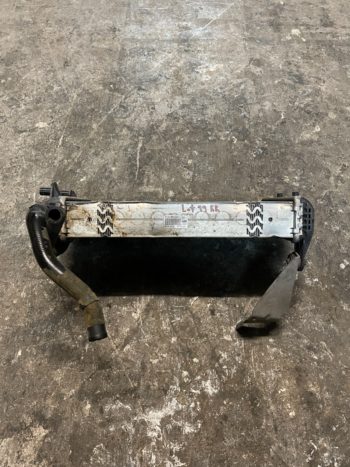 2021 AUDI R8 PLUS V10 REAR RIGHT PASSENGER RADIATOR 4S0 121 212 B 4S0121212B
