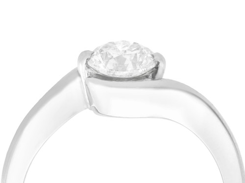 Contemporary Art Nouveau 0.99 Ct Diamond and Platinum Solitaire Ring - Picture 3 of 12